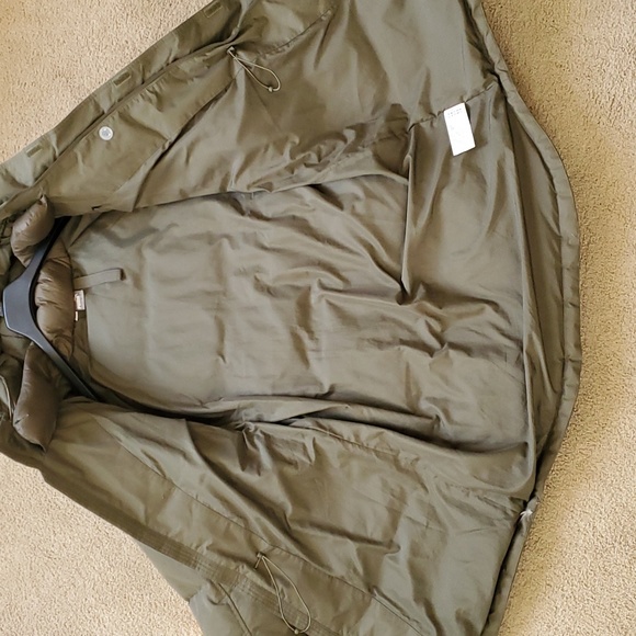 🌟 Men's Puma Oversized Down Hooded Jacket - Picture 4 of 9